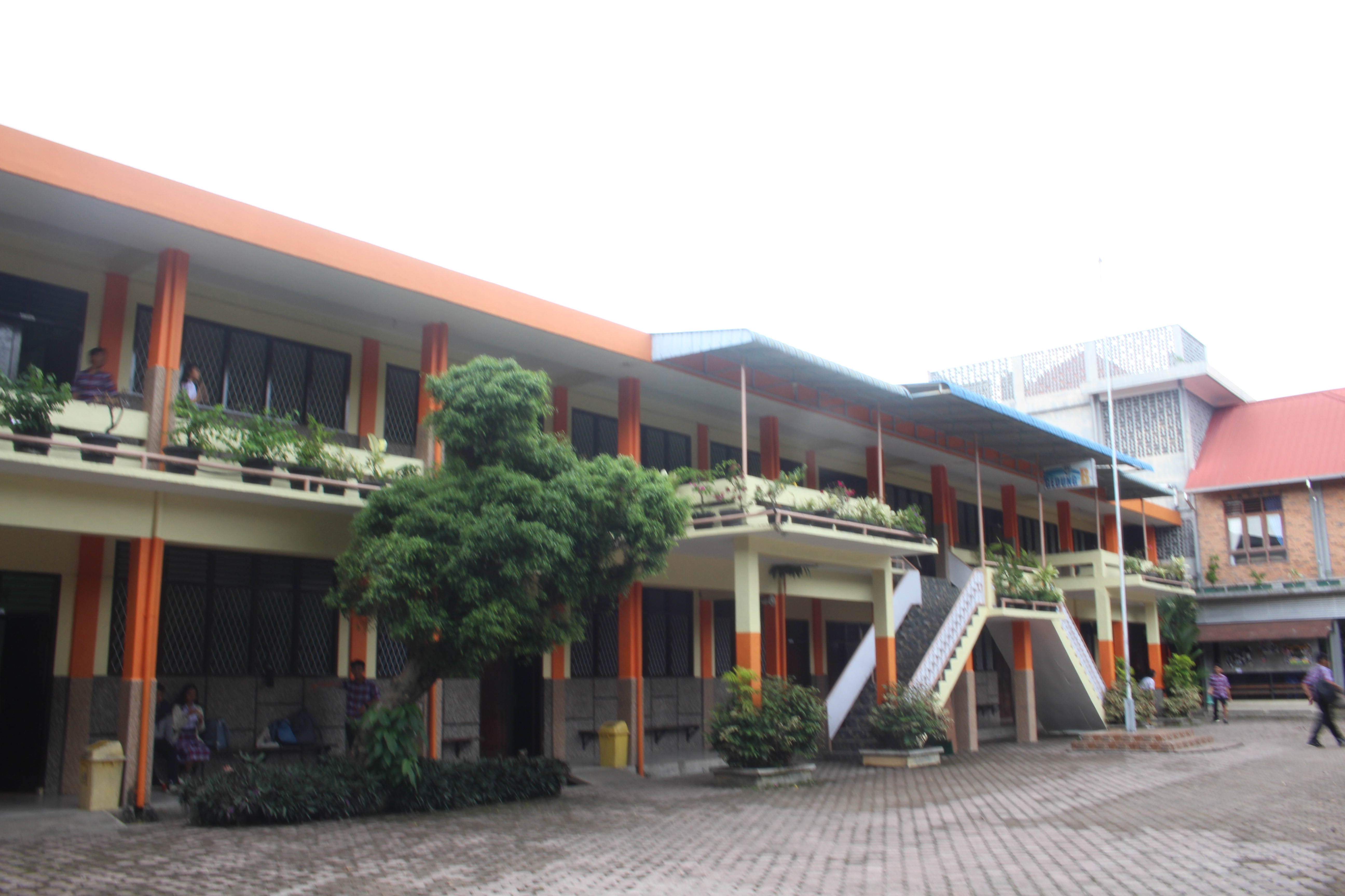 Aktivitas pembelajaran dan lingkungan kampus SMA Budi Mulya Pematangsiantar